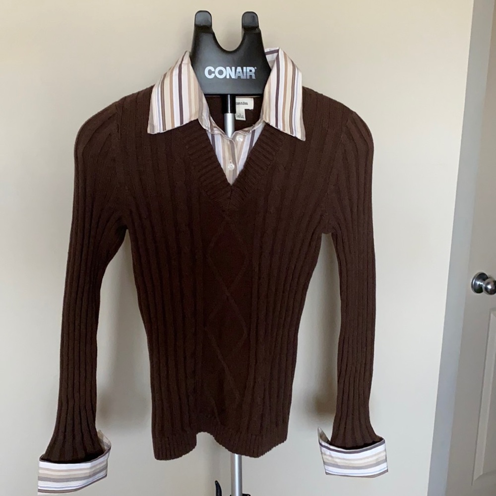 Brown long sleeve sweater with shirt collar in size small